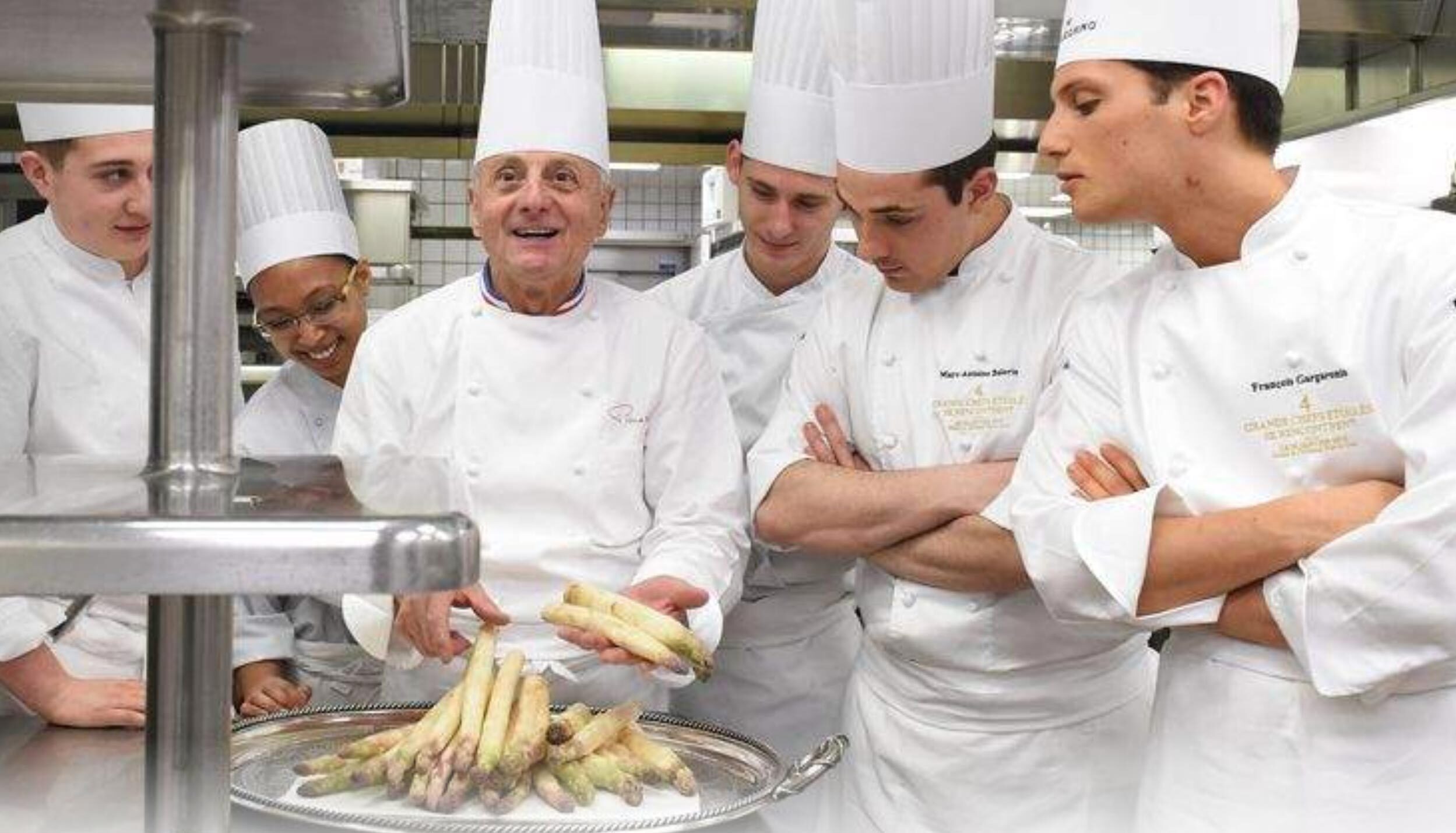 Equipe-Pierre-Orsi.jpg Equipe-Pierre-Orsi.jpg