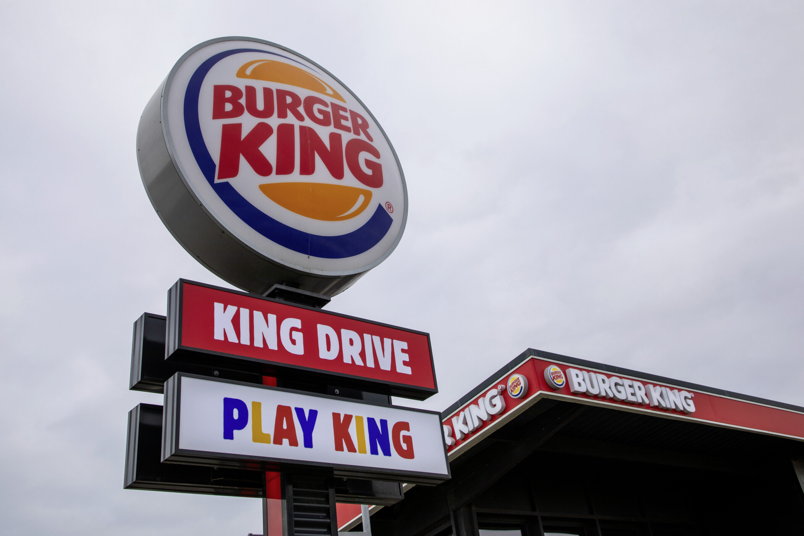 BURGERKING-sylv1rob1123RF.COM.jpg