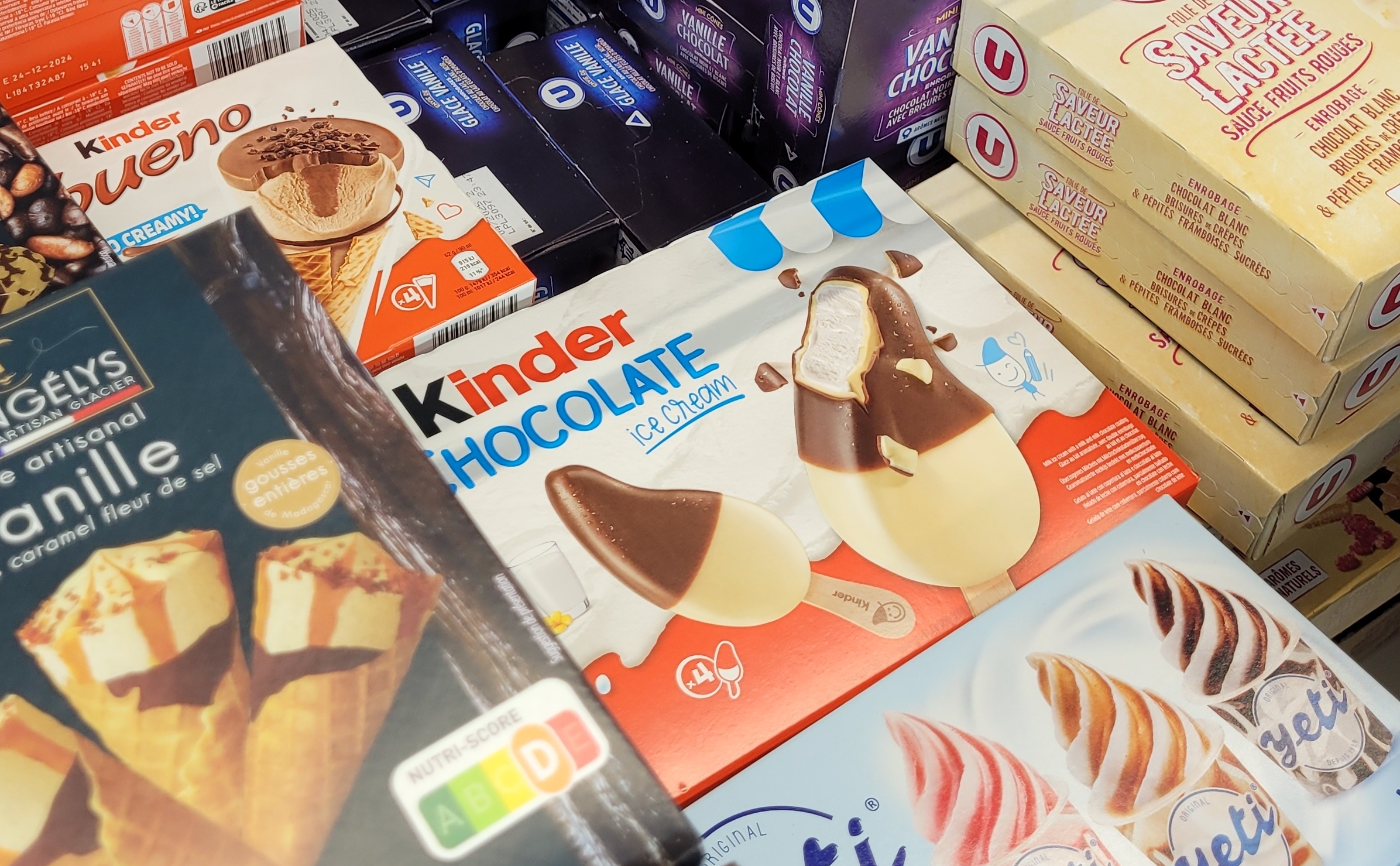 PYC-rayonFerreroKinderchoco.jpg PYC-rayonFerreroKinderchoco.jpg