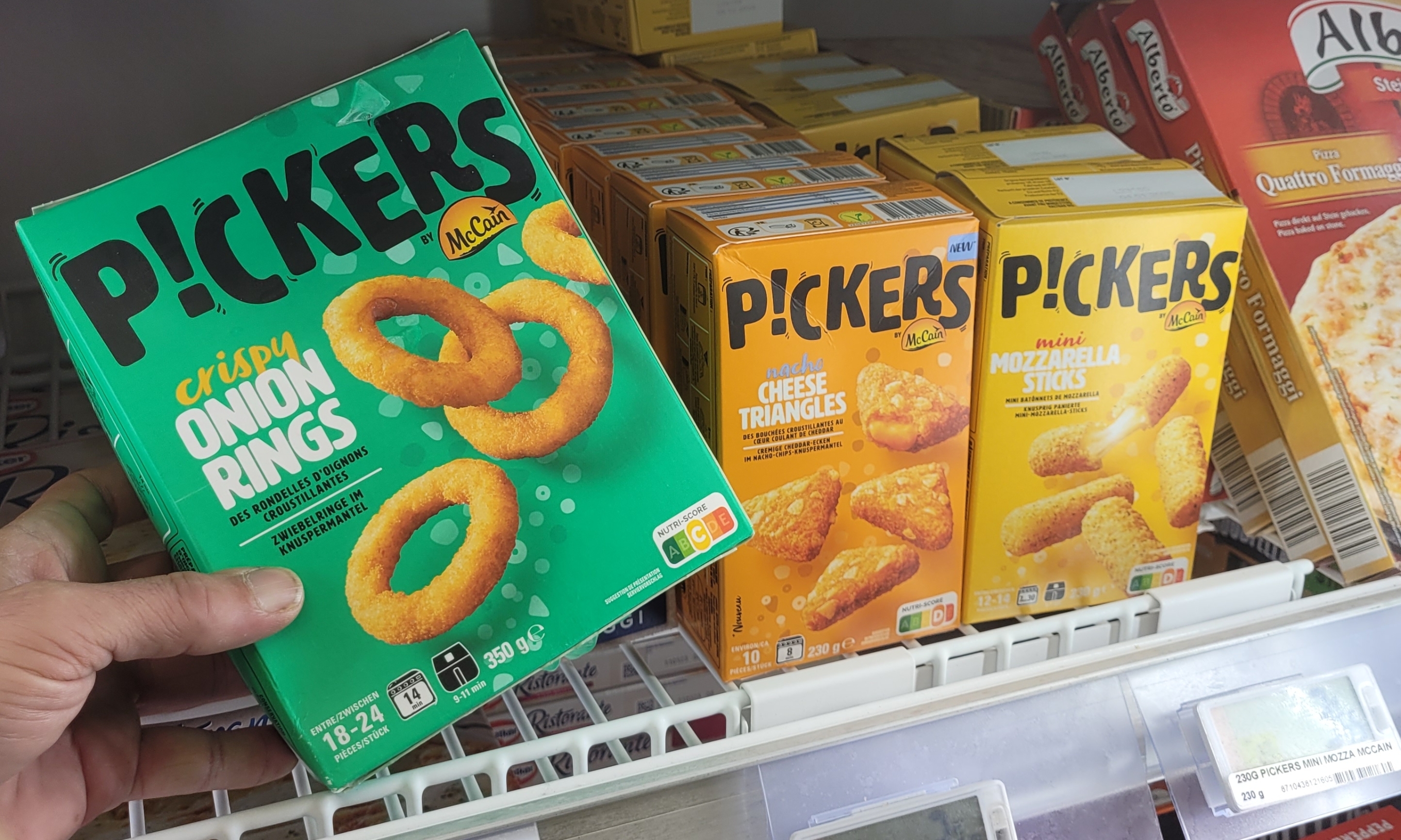 Pyc-McCainPickers.jpg Pyc-McCainPickers.jpg