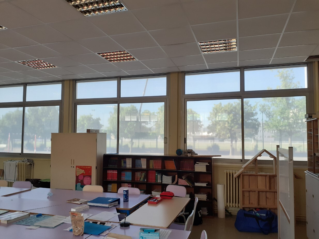 POISSYStoresEcolePascalvueintErieure1.jpg