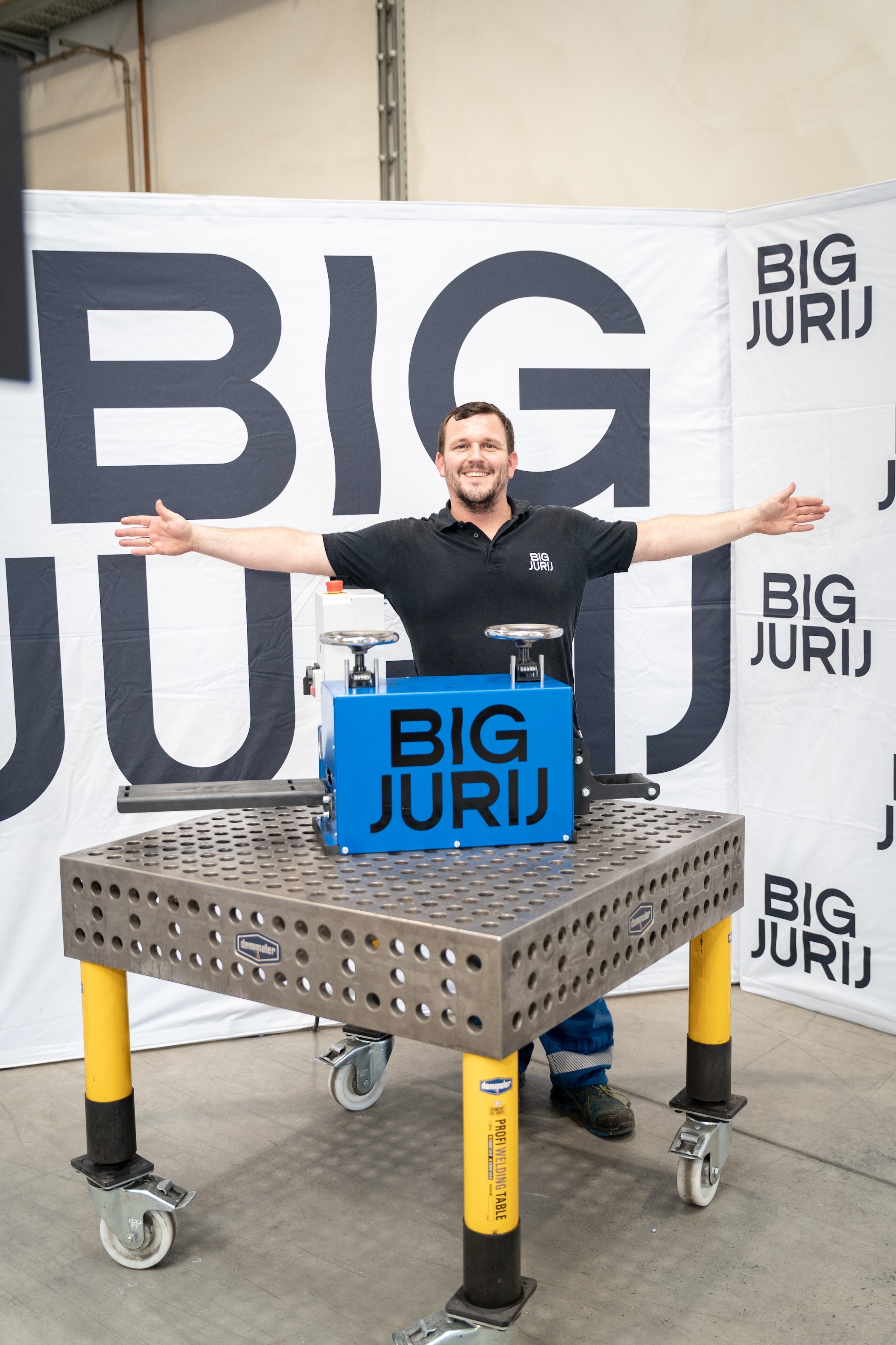 Big1.jpg