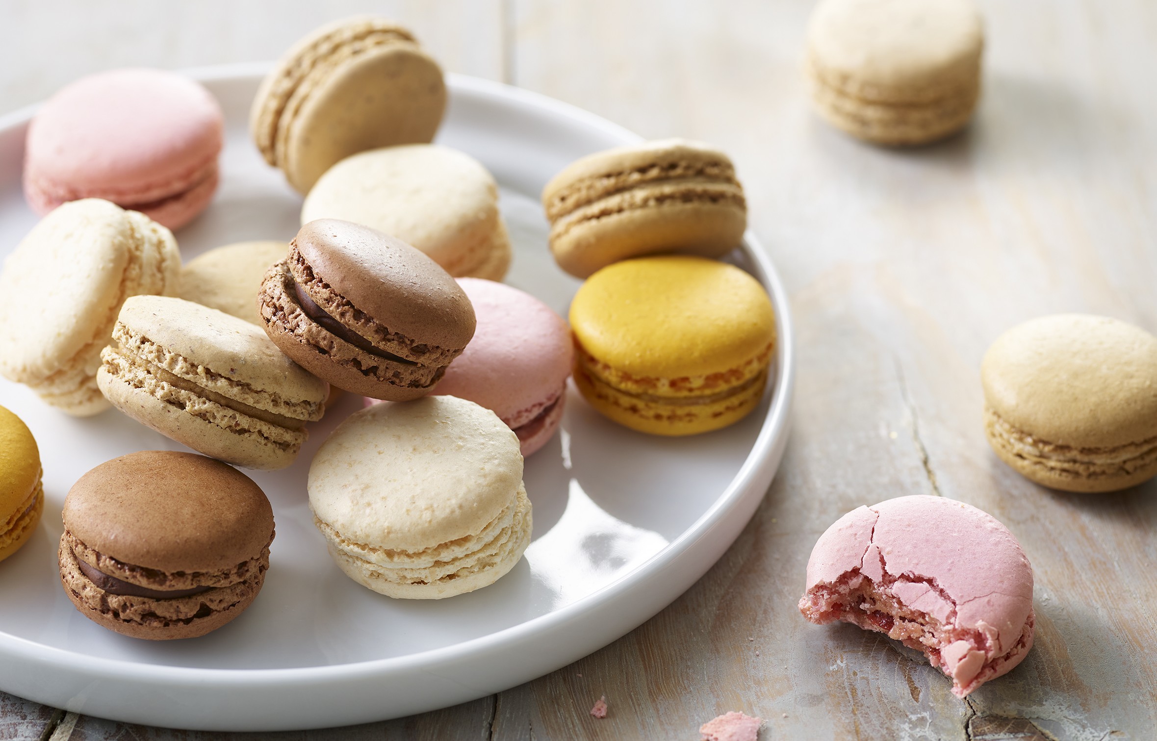 TDP-FS-MD-RVB-Macarons-Rive-Gauche-ambiance-web.jpg