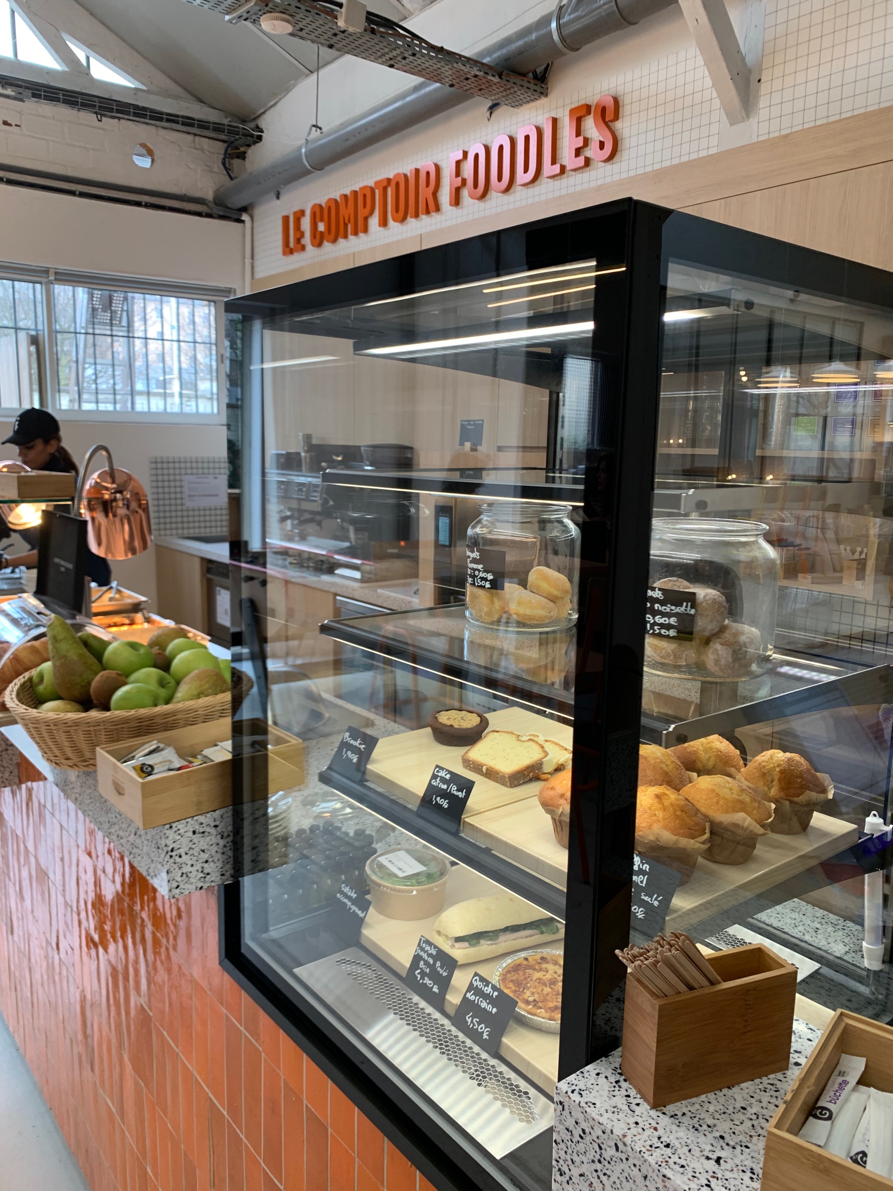 VITRINE-SUCRE.jpeg VITRINE-SUCRE.jpeg