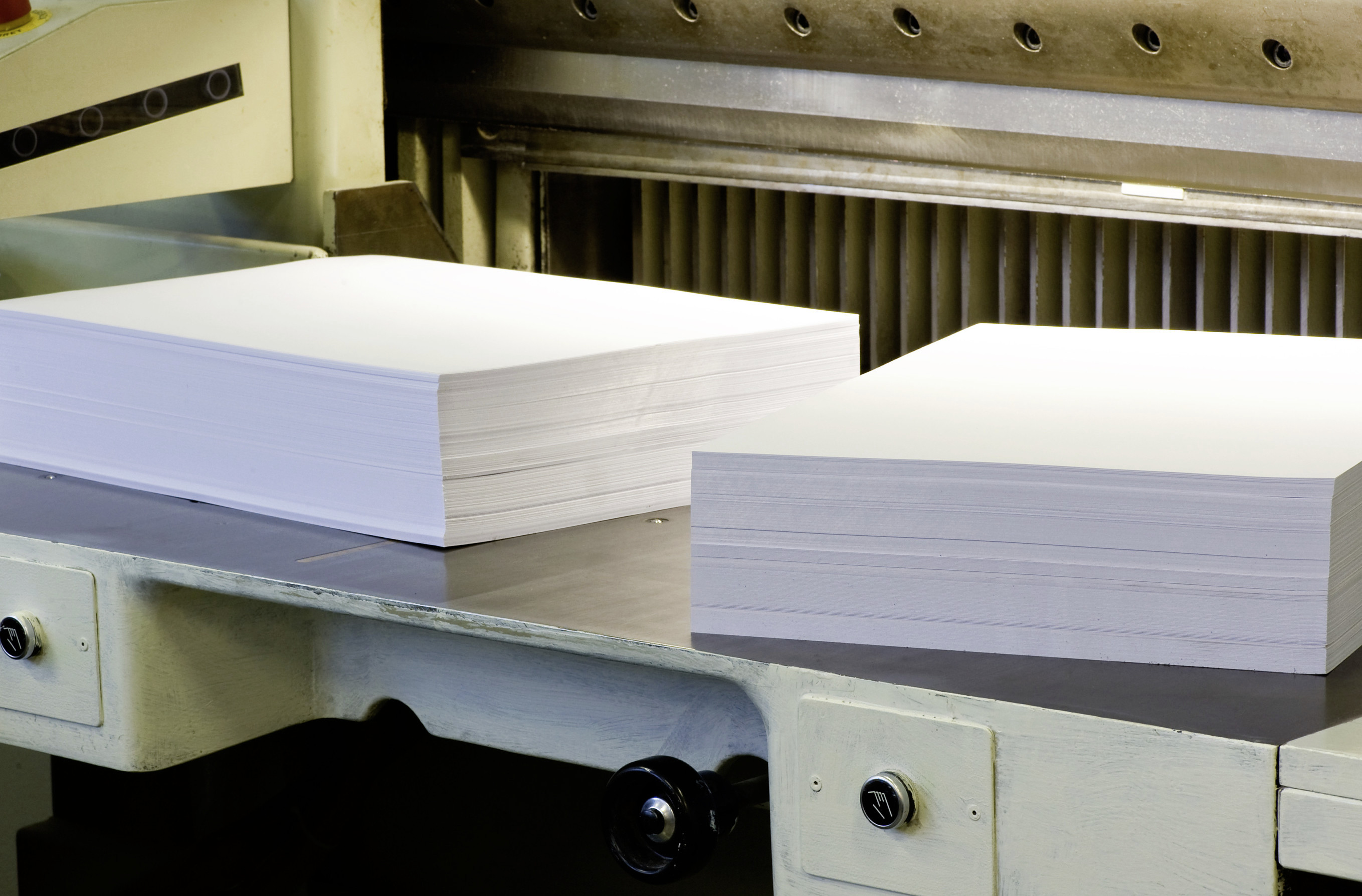 Papier 1.jpg Papier 1.jpg